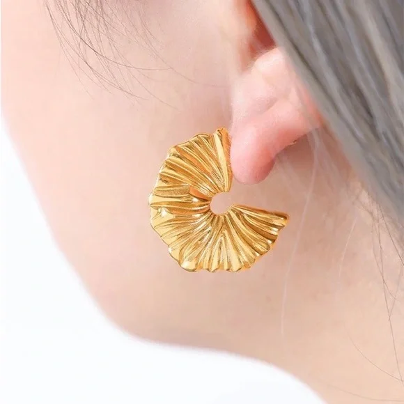 NEW💎18K Gold Plated textured Hoop Earrings*Chunky Hoop Earrings - Picture 3 of 4